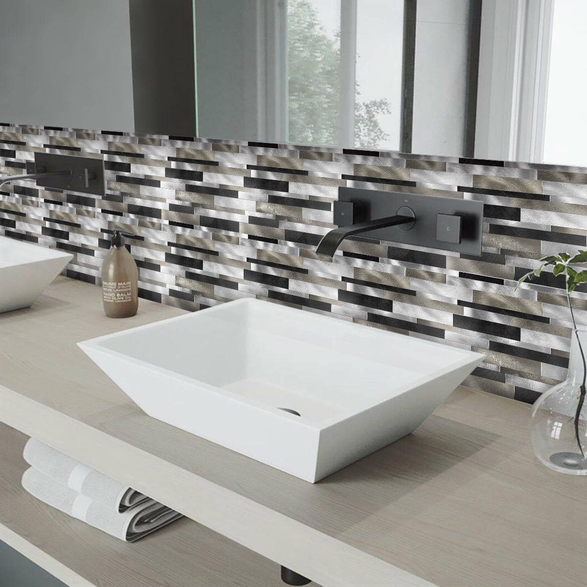 Pack of 4 Sleek Metallic Layers Peel & Stick Aluminum Tile Size:303 x 297 x 4 mm