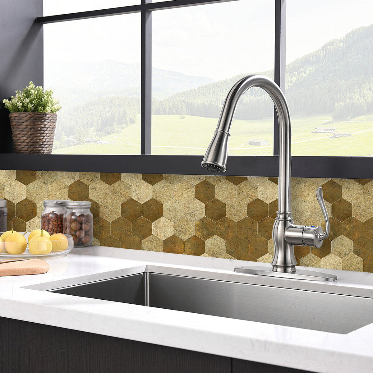 Pack of 4, Large Luxe Gold HexaStyle Aluminum Peel & Stick Tile Size: 290 x 288 x 4 mm