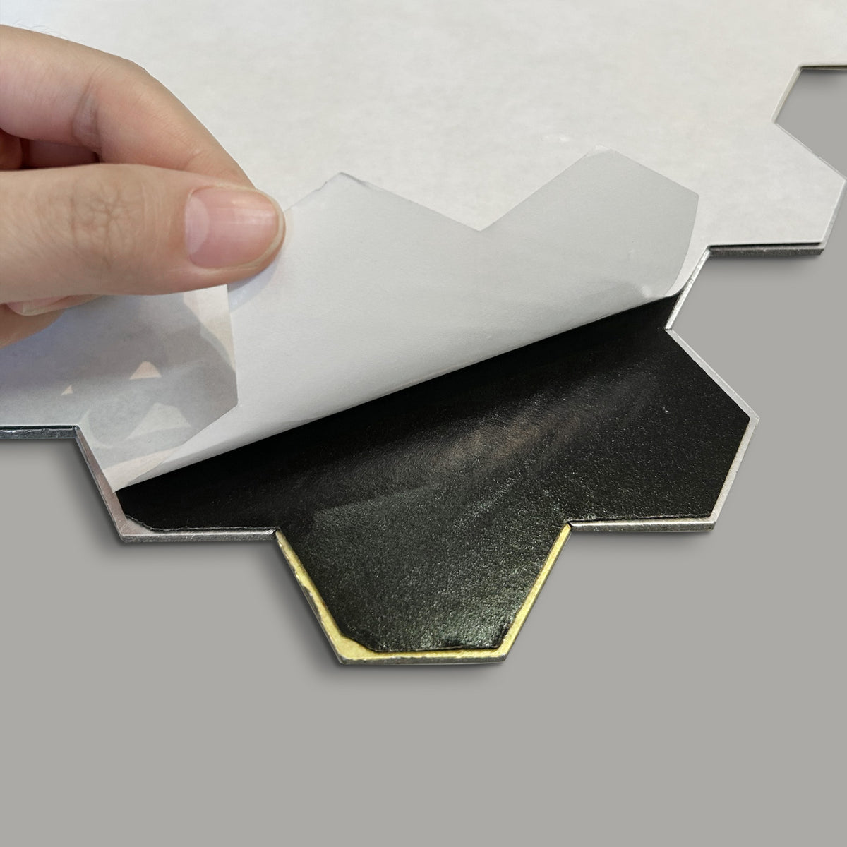Pack of 4 Hexagon Mixed Bronze Peel & Stick Aluminum Mosaic Tile Size: 290 × 288 × 3.5 mm